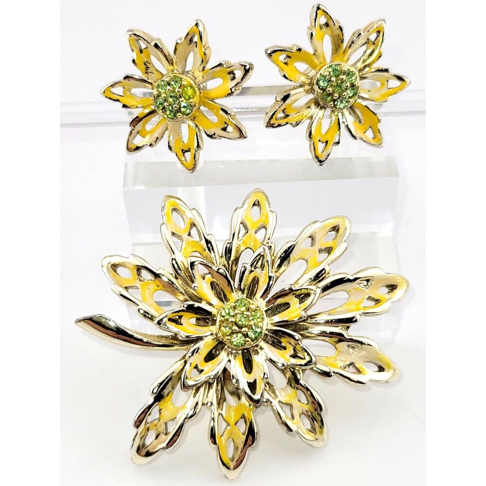 Vintage Yellow Enamel Green Rhinestone Leaf Flower Earring Brooch Set